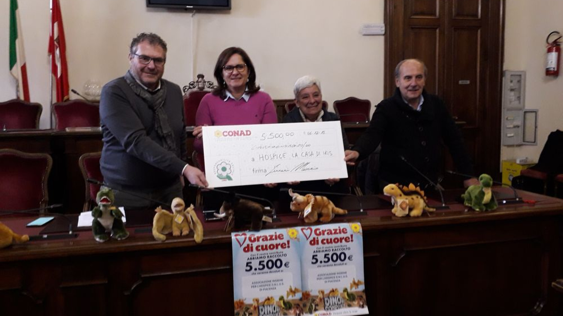 Grazie ai peluches di Conad donati oltre 5.500 euro alla Casa di Iris