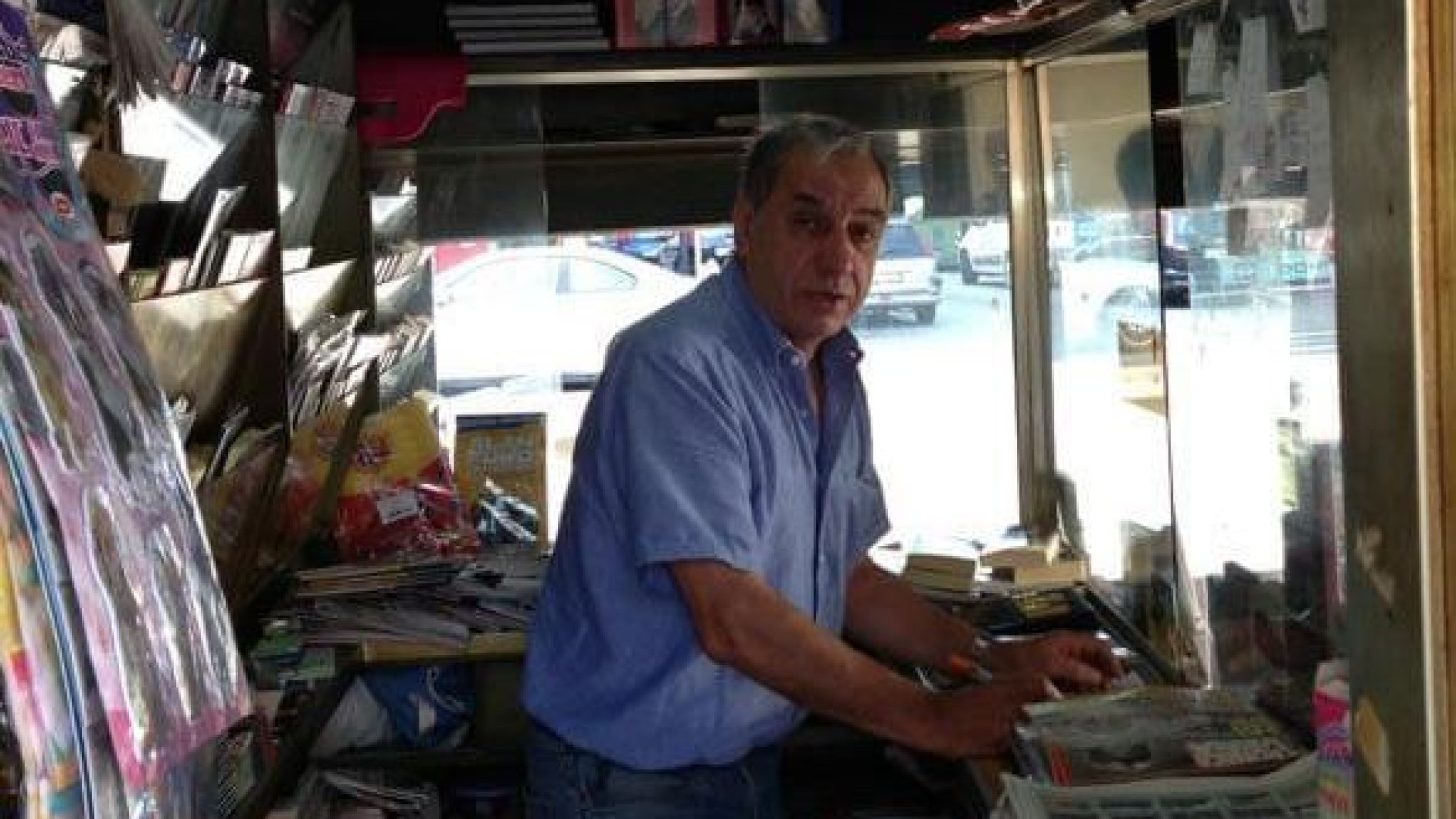 Addio a Giulio Rolla, storico edicolante di viale Dante. Aprì il chiosco giornali nel '66