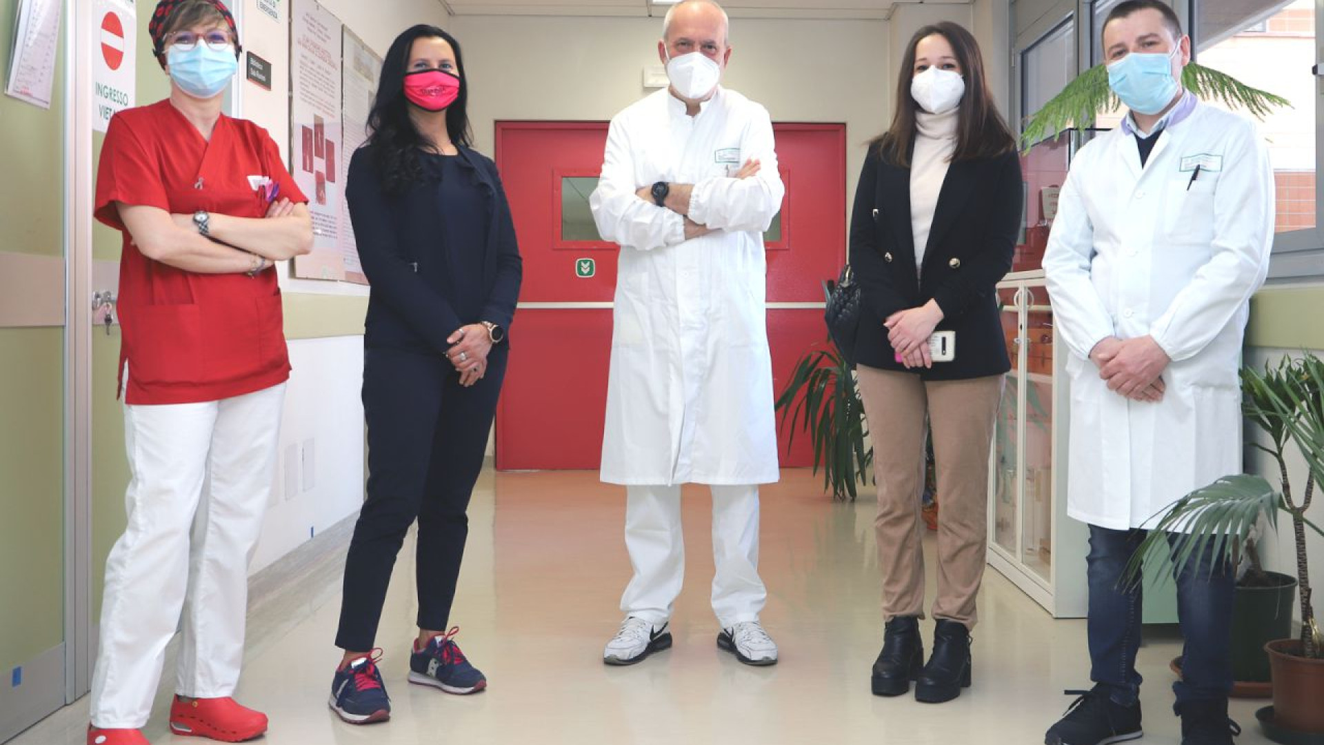Estetica dopo il tumore al seno, Armonia dona un dermografo a Senologia