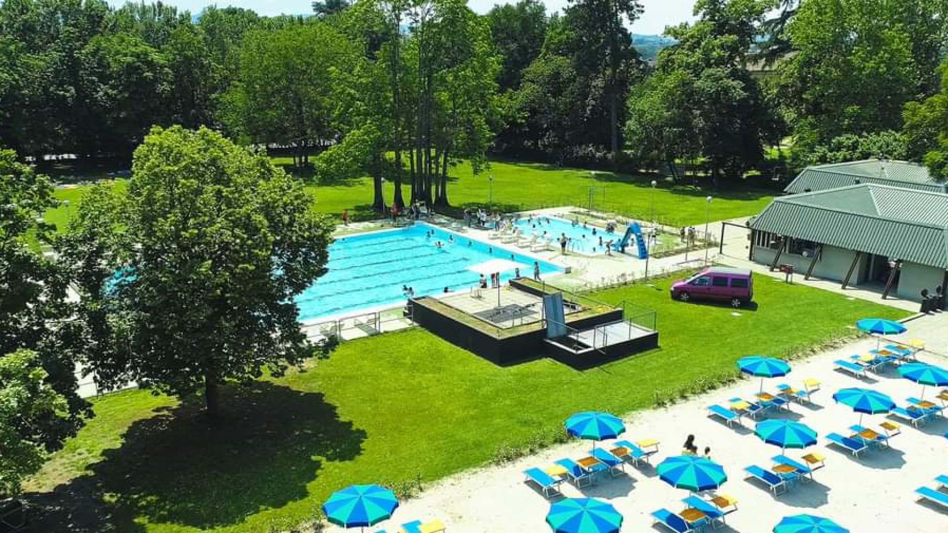 A Castel San Giovanni la stagione dei tuffi all’aperto prosegue anche a settembre