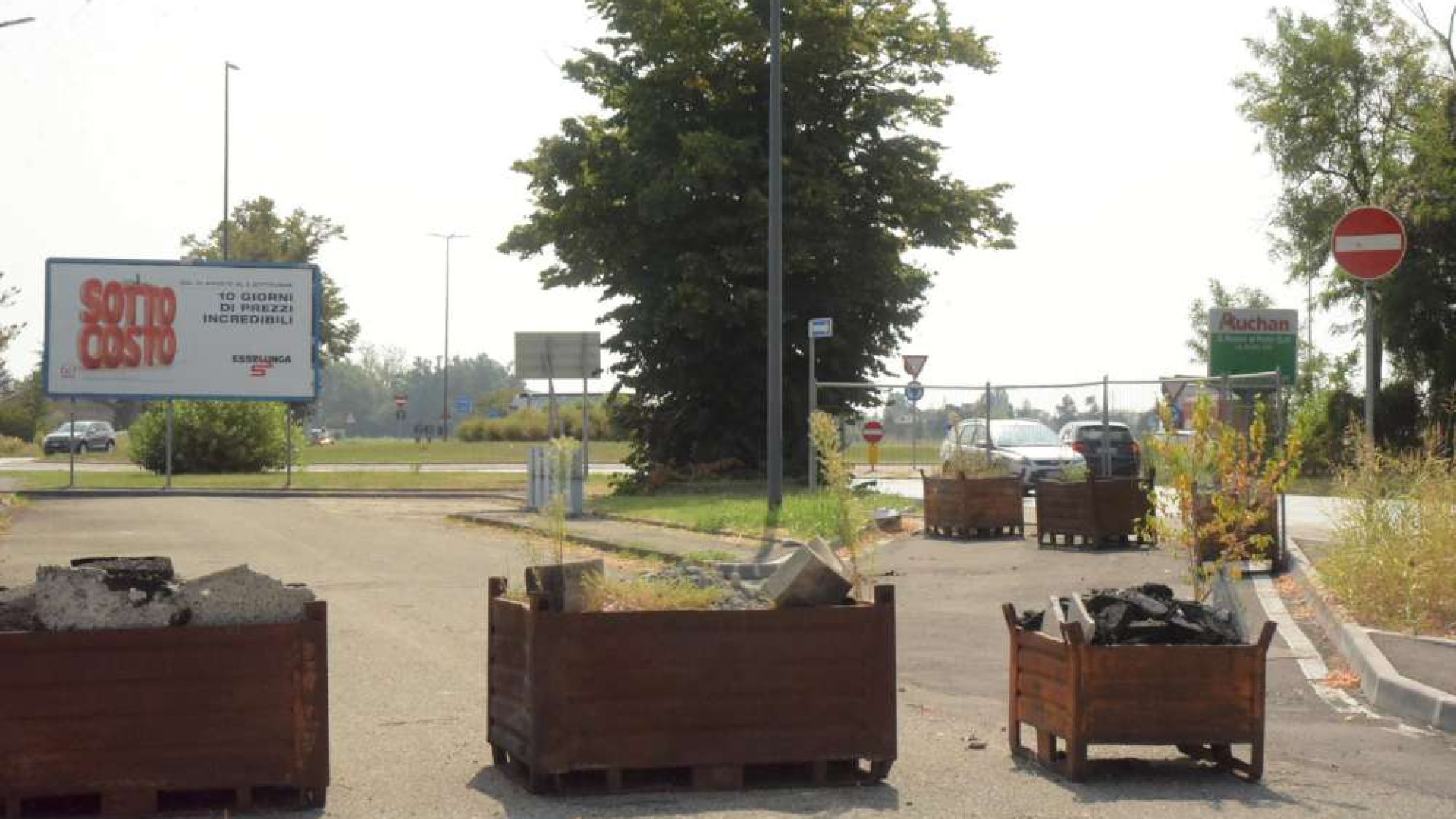 Tour del sindaco a Ivaccari e Montale: viabilità, degrado e il cimitero le priorità