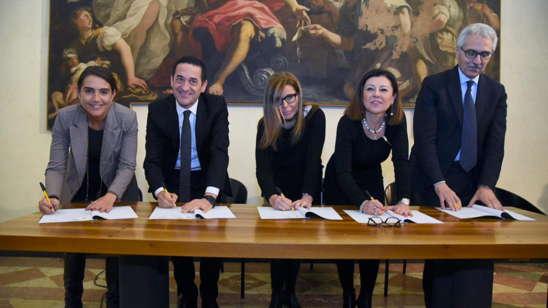 "La logistica piacentina prende il treno", firmato il protocollo. I benefici per Piacenza