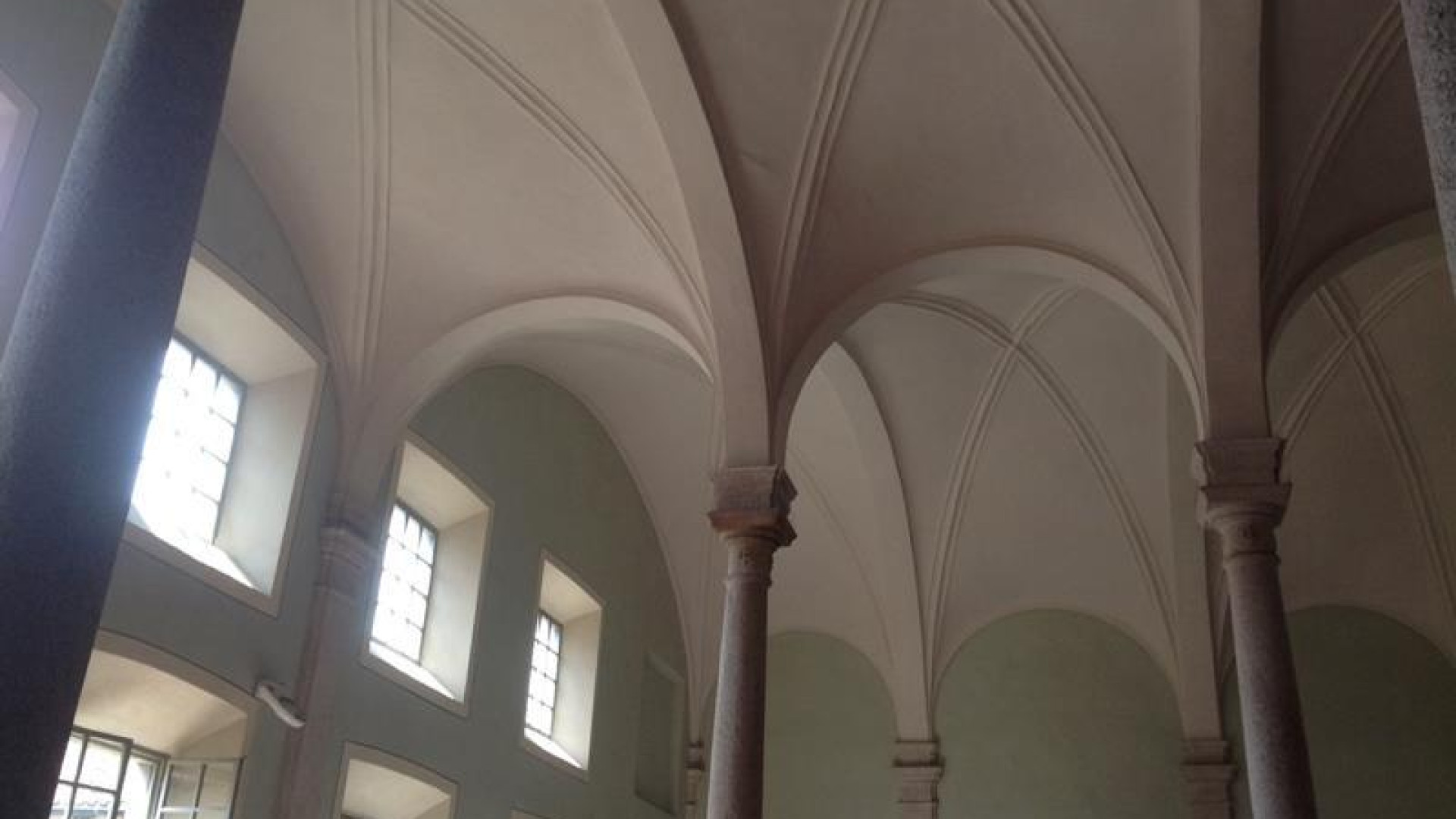 Truffe alle assicurazioni, giudizio immediato per quattro indagati