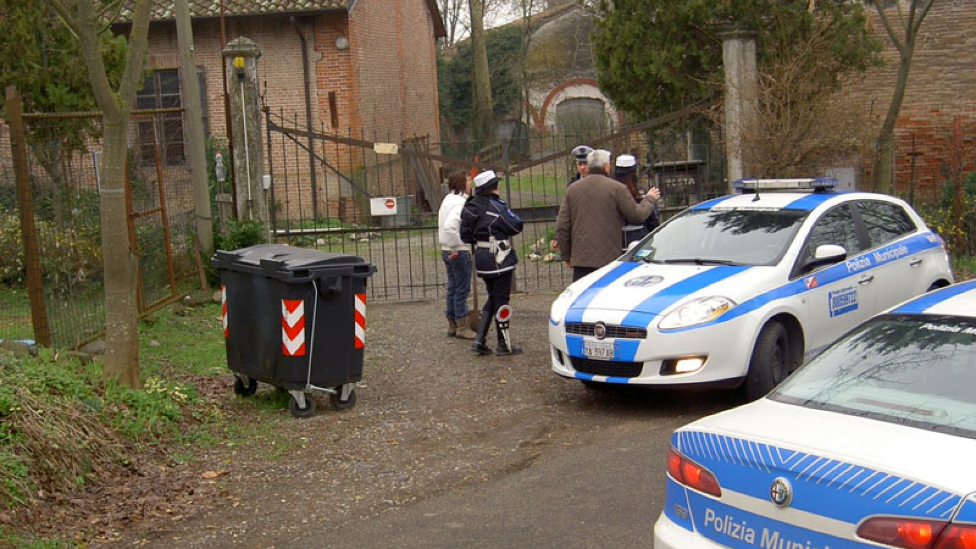 Rivergaro: madre e figlia aggredite dal loro cane, ferite alla testa