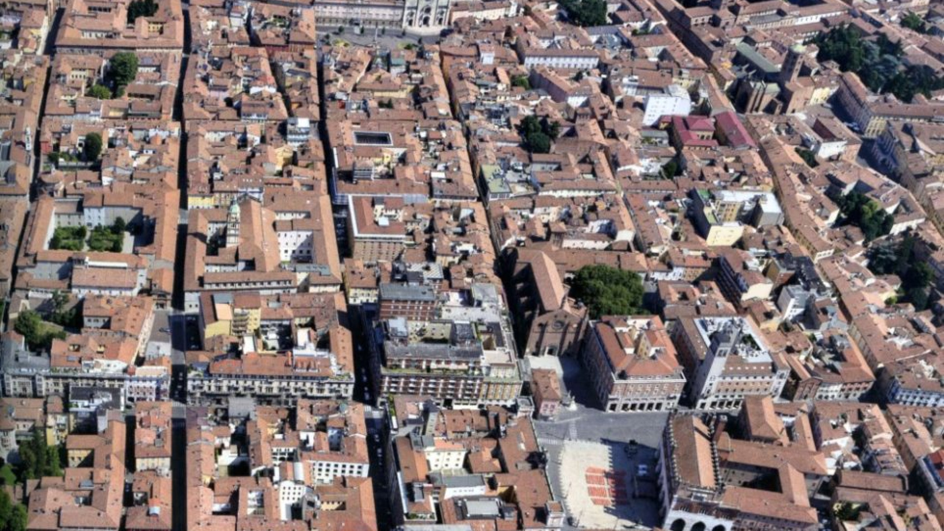 Piacenza scivola al settimo posto per qualità della vita dei giovani: la classifica