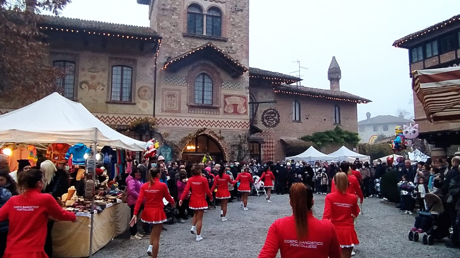 Concerto itinerante e majorette per rendere magica la domenica a Grazzano