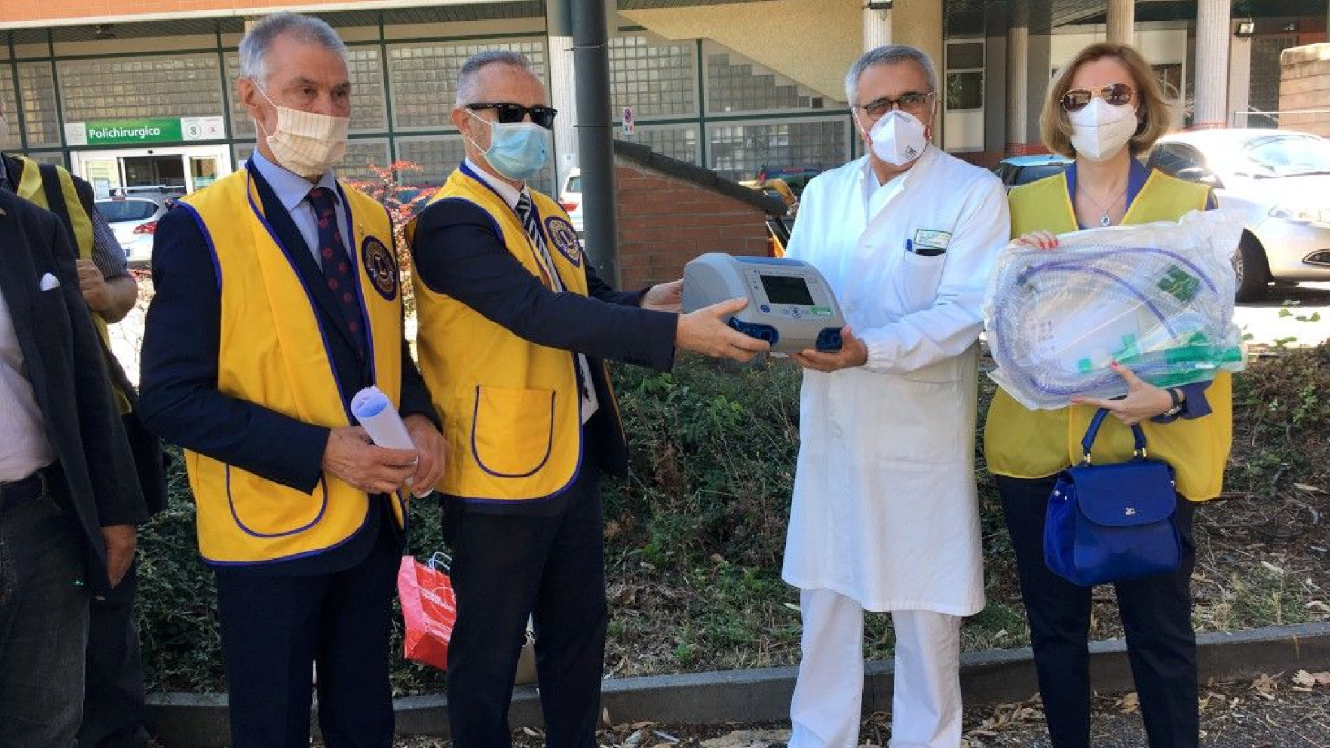 Donato dai Lions un respiratore per la Terapia intensiva respiratoria