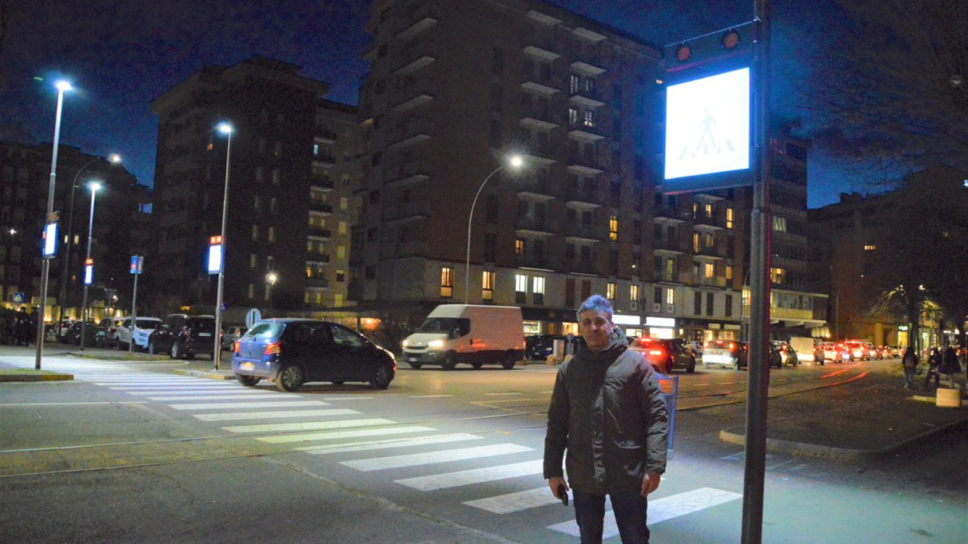 Altri 44 passaggi pedonali luminosi entro il 2020. Tassi: “Maggiore sicurezza”