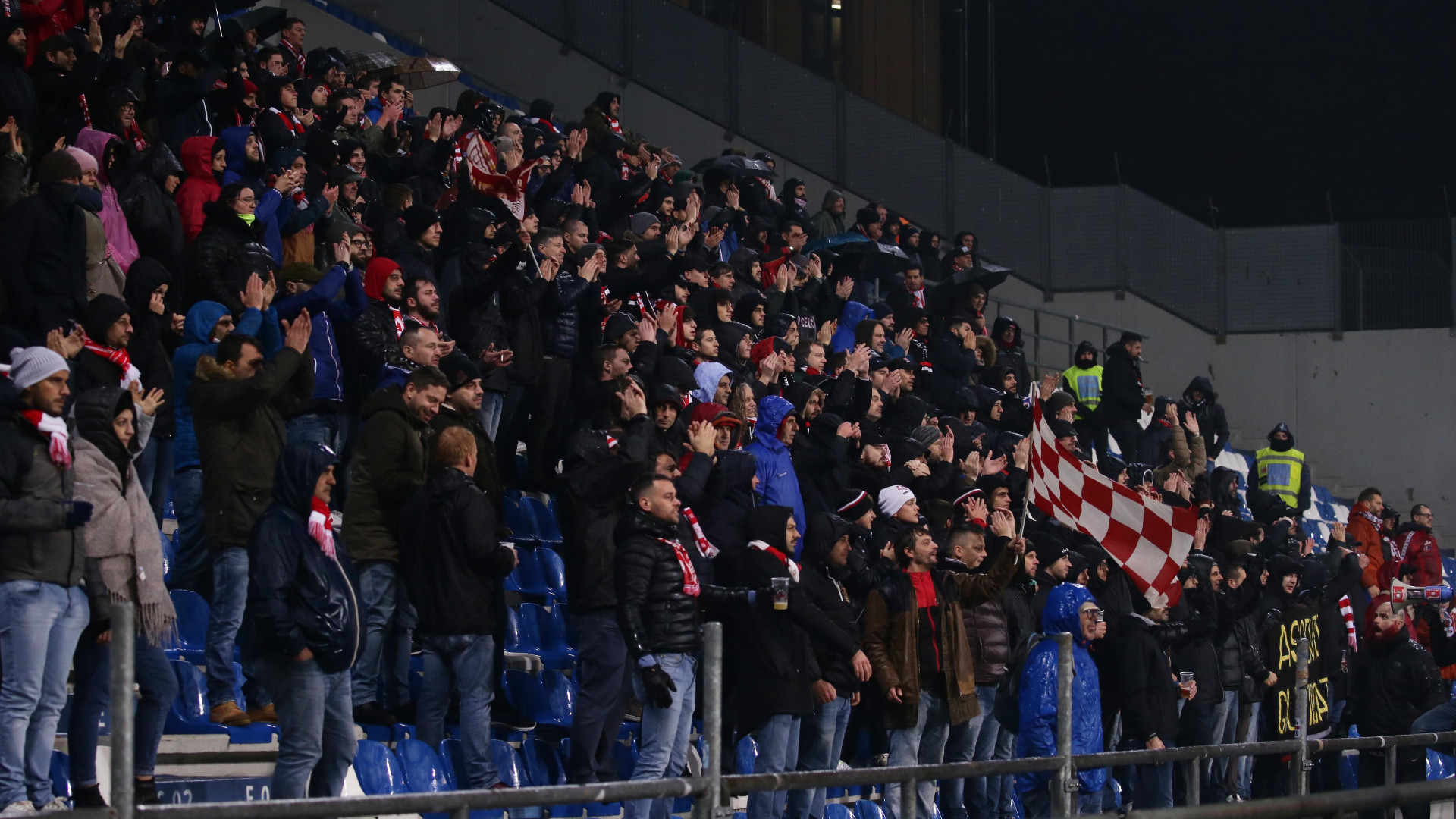 Maxi rissa dopo Reggiana-Piacenza: denunciati sette tifosi granata