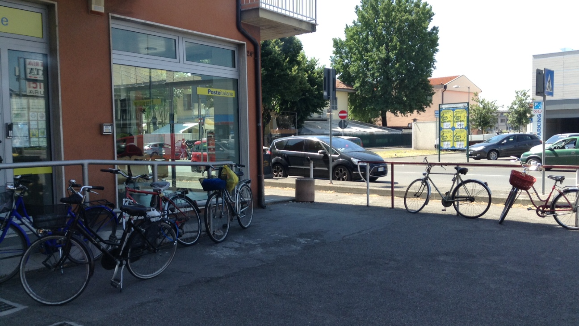 Aggressione all'ex moglie alle Poste: 64enne arrestato