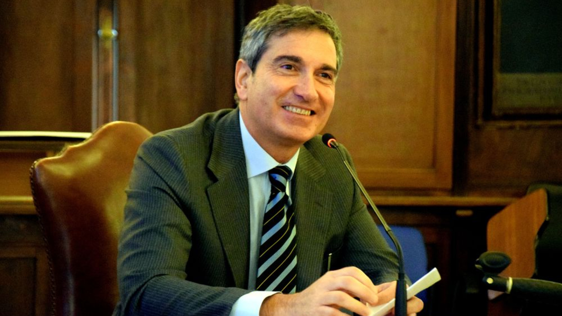 Biasucci è Professore, Pediatria parte integrante dell'Università di Parma