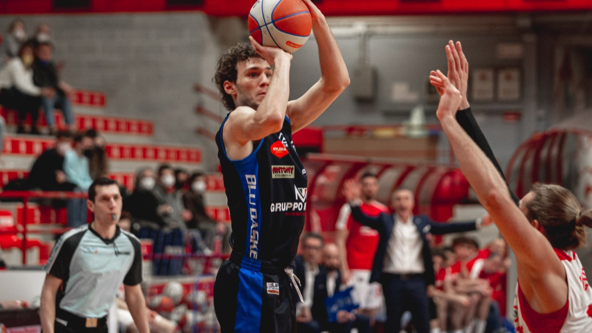 Fisicità e pericolosità dal perimetro: all'Assigeco arriva la guardia Federico Miaschi