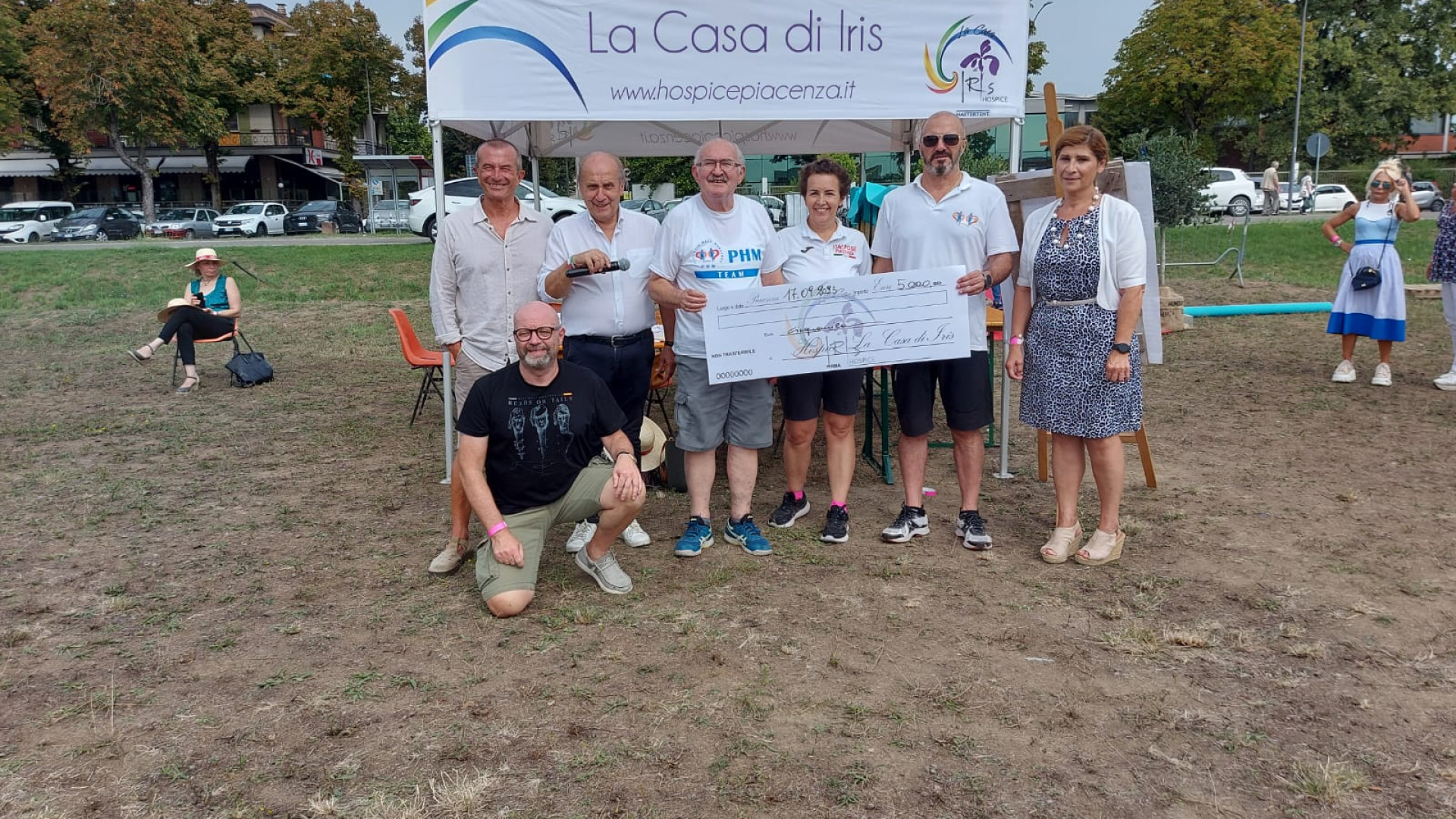 Camminata e risottata benefiche per la Casa di Iris: raccolti oltre 16mila euro
