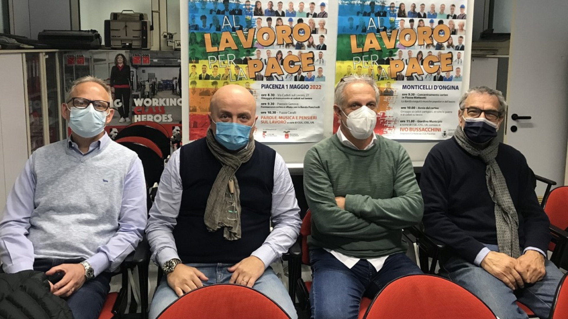 "Al lavoro per la pace". Doppia manifestazione di Cgil, Cisl e Uil per il 1° maggio