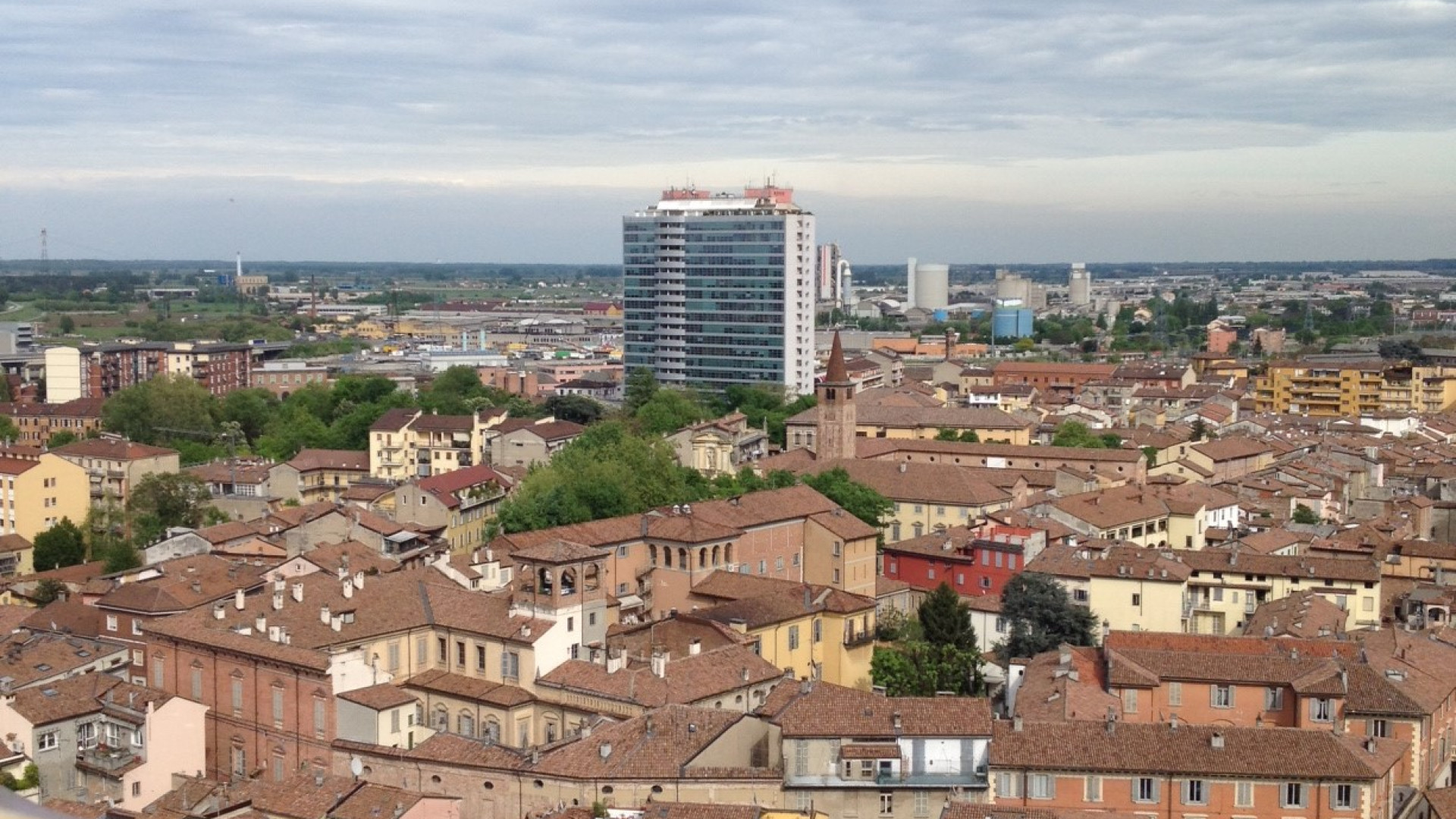 Ascensore sul Duomo, ultimi sopralluoghi. Prime visite gratis