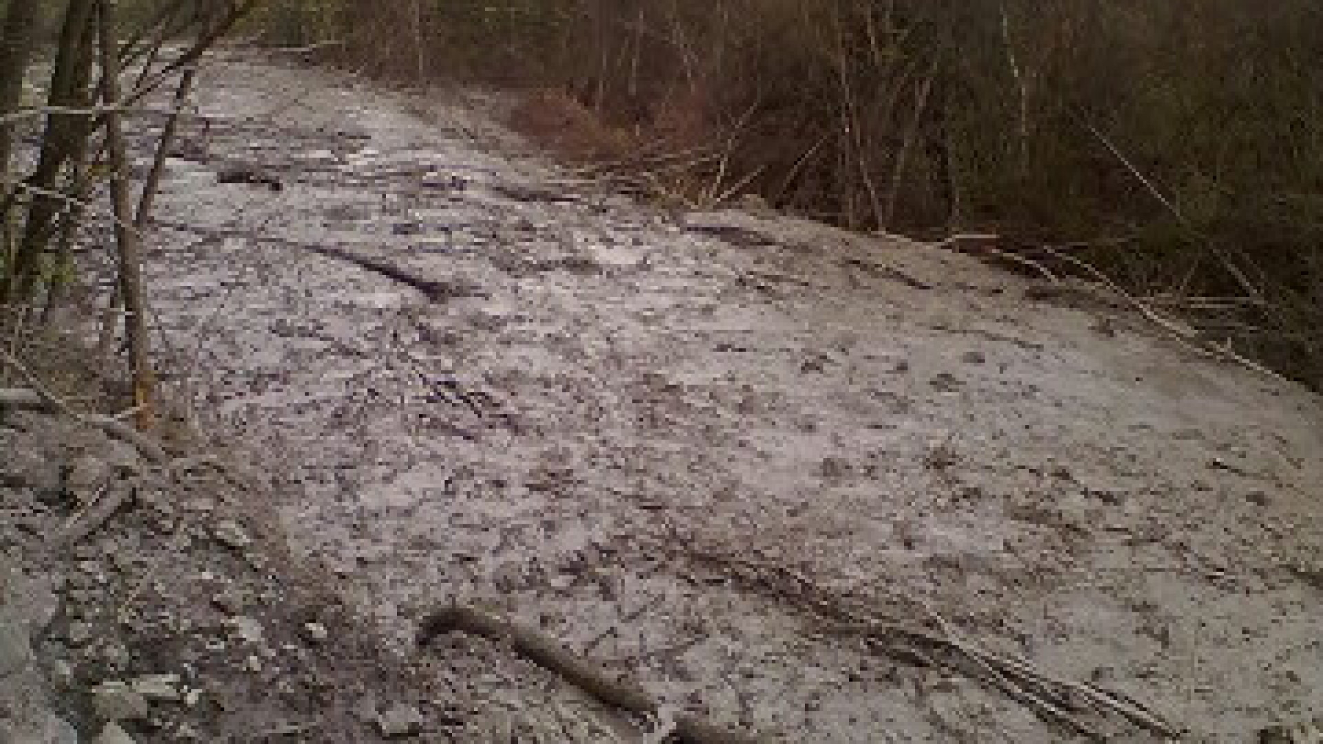 Bobbio, allerta a Ceci, frana "dimezza" la vallata e la pista da sci