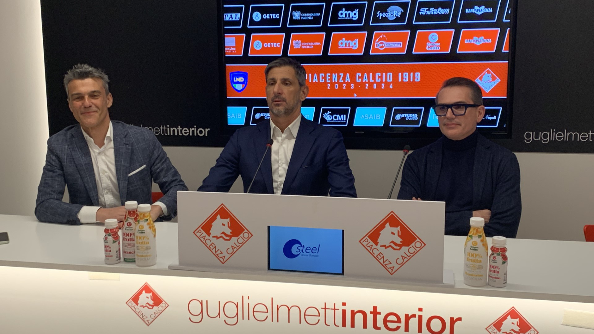 "Piacenza Calcio un valore aggiunto per il territorio": Camisa entra in società