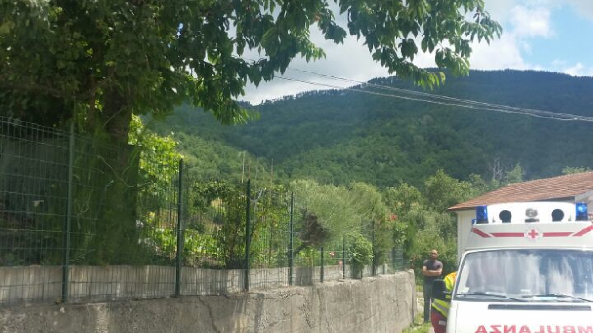 Ottone: cade da un albero, portato a Parma in gravissime condizioni