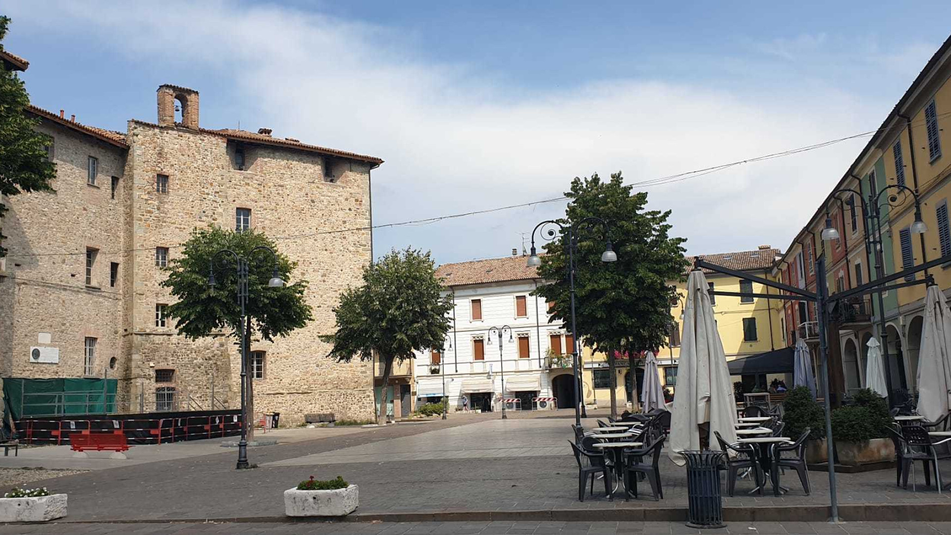 Pianello: il sindaco Fornasari va in vacanza, i ladri si intrufolano nella sua casa