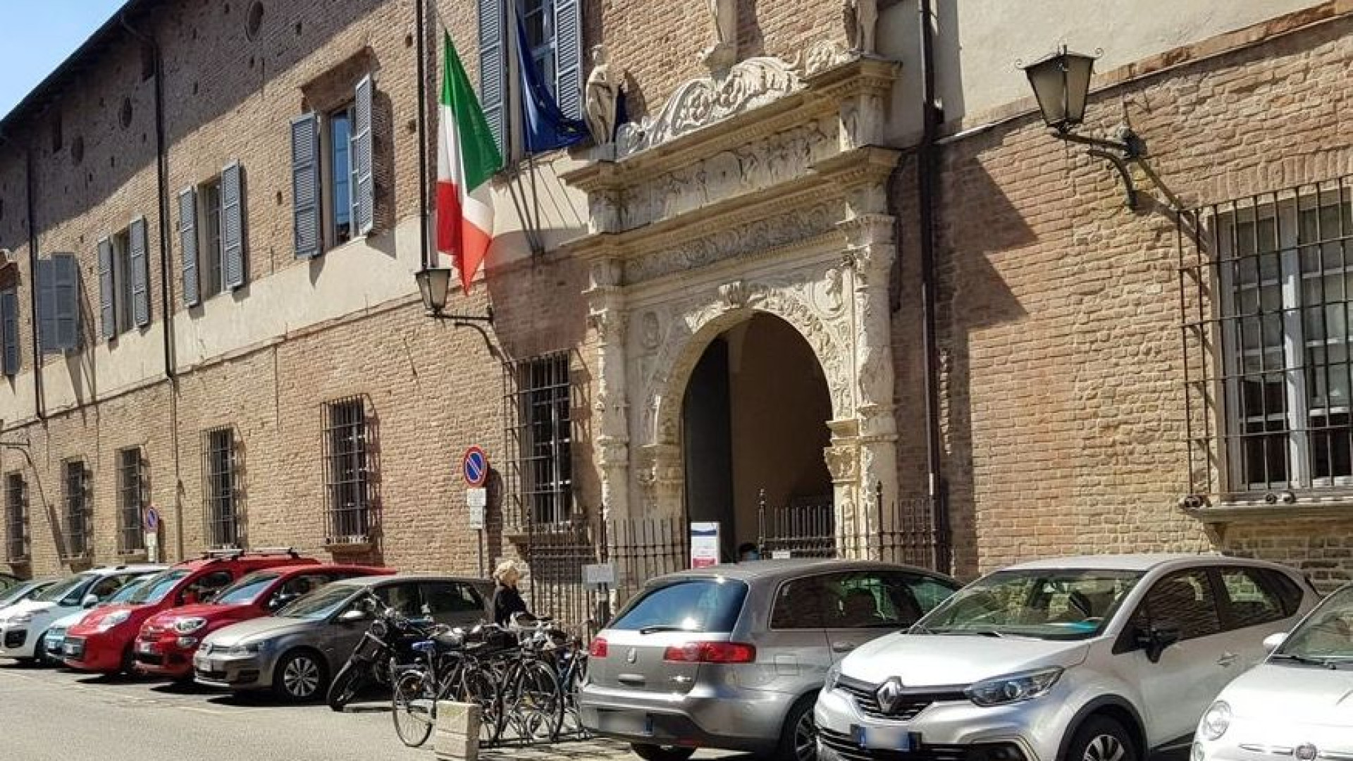 Si fa consegnare materiale per 5mila euro e sparisce. Rintracciato dal negoziante