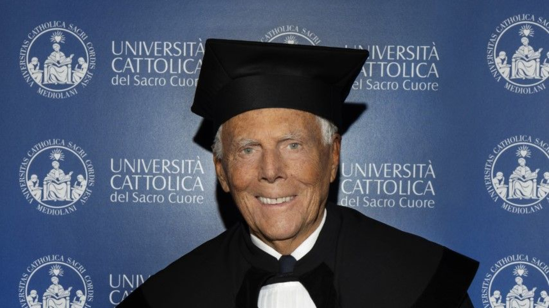 Armani sostiene due borse di studio della Cattolica: "Premiare merito e passione"