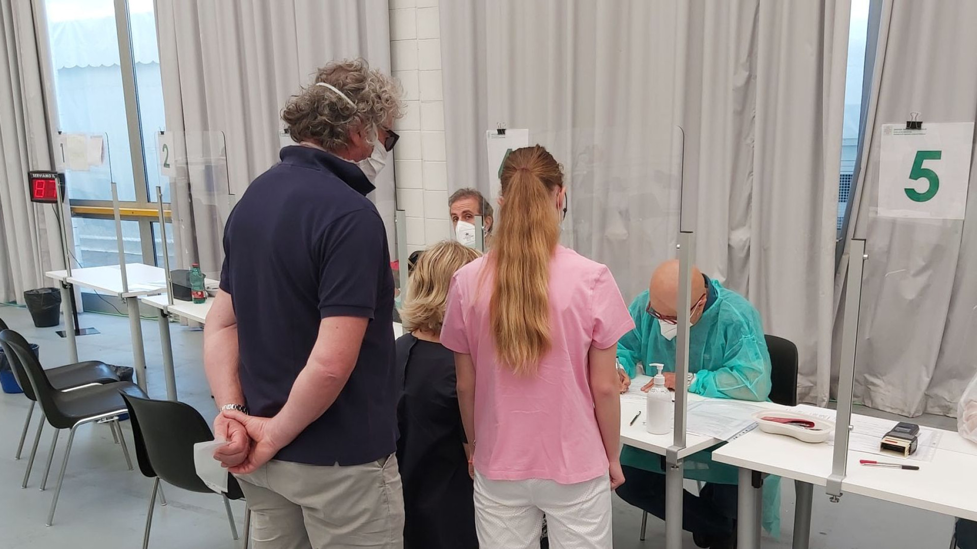 L'appello: "A Piacenza poche adesioni nella fascia 12-18 anni, non abbiate  paura"
