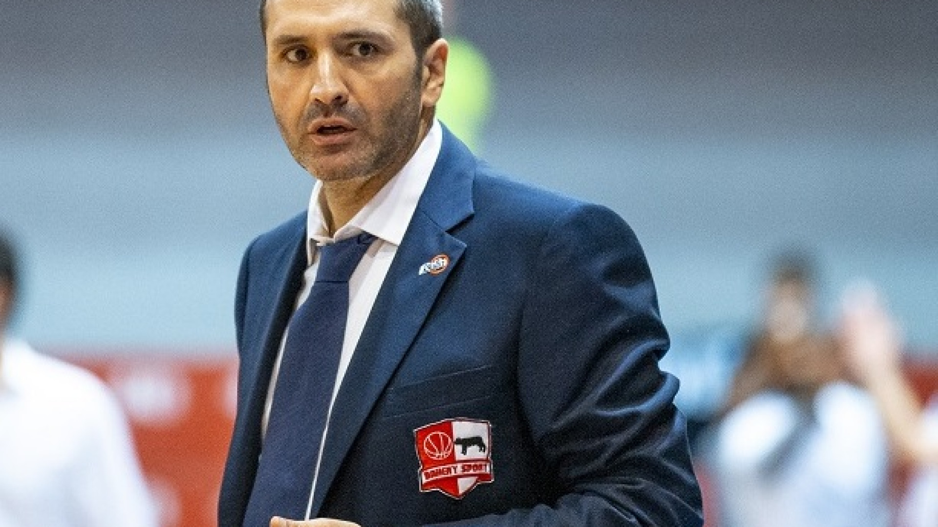 Coach Di Carlo carica l'ambiente. Nel frattempo scoppia il "caso Daturi"