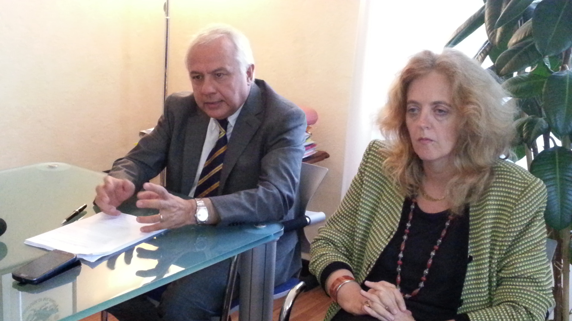 Omicidio Casella: "Al figlio servivano soldi per riscattare una prostituta"