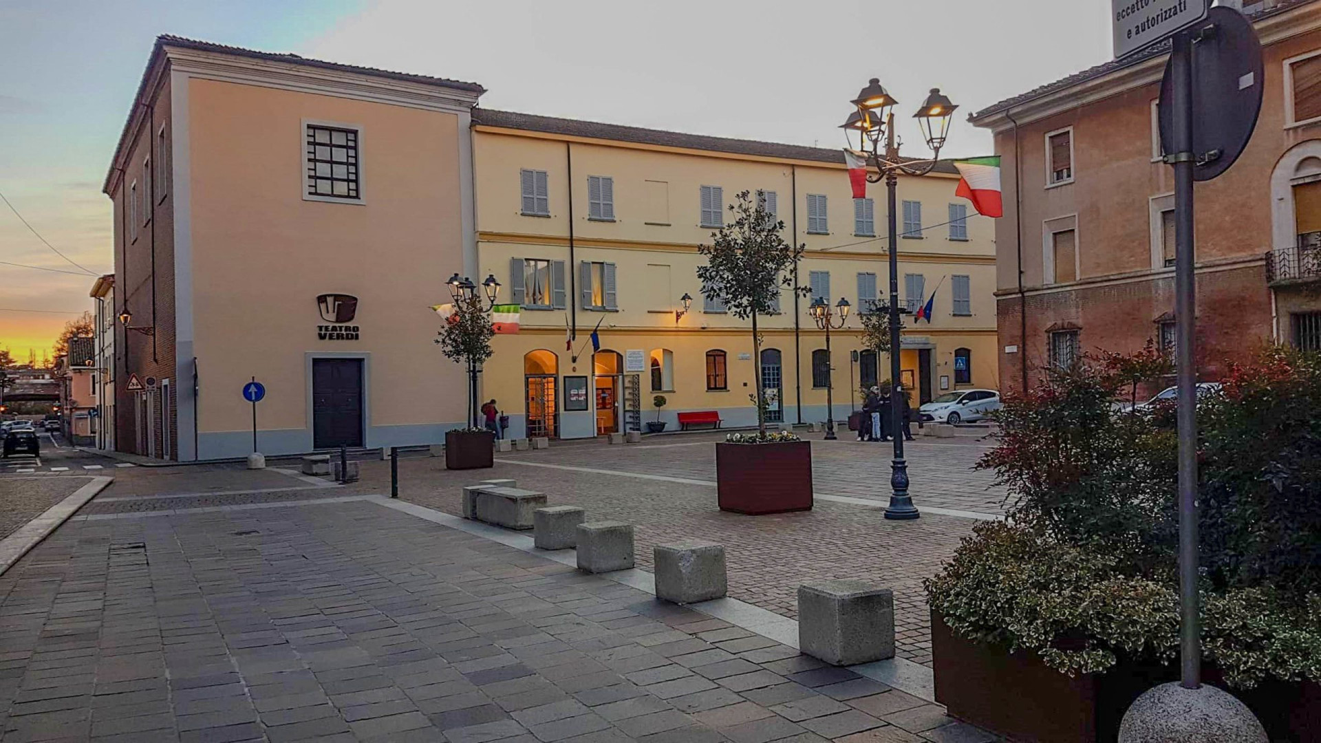 Castel San Giovanni, da oggi è vietato giocare a pallone in piazza Cardinal Casaroli