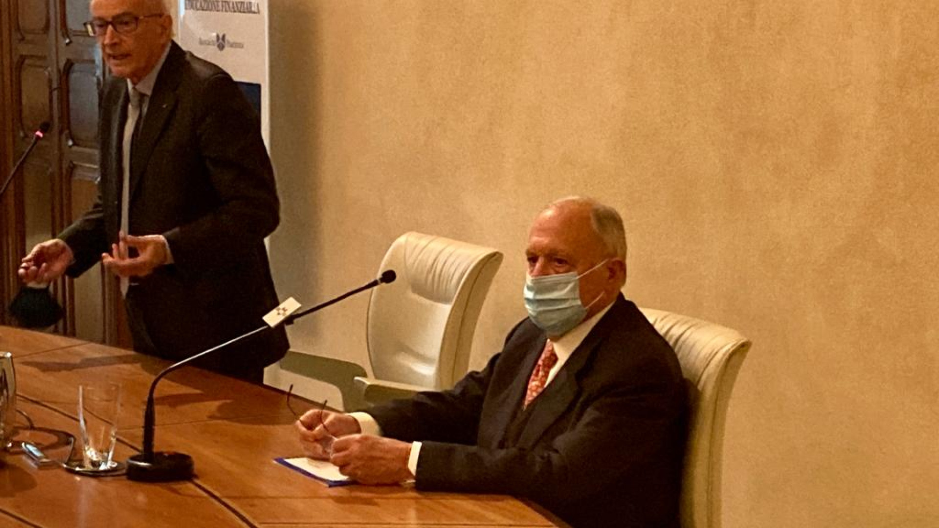 Criptovalute, Savona di Consob a palazzo Galli: "Proteggere i risparmiatori"