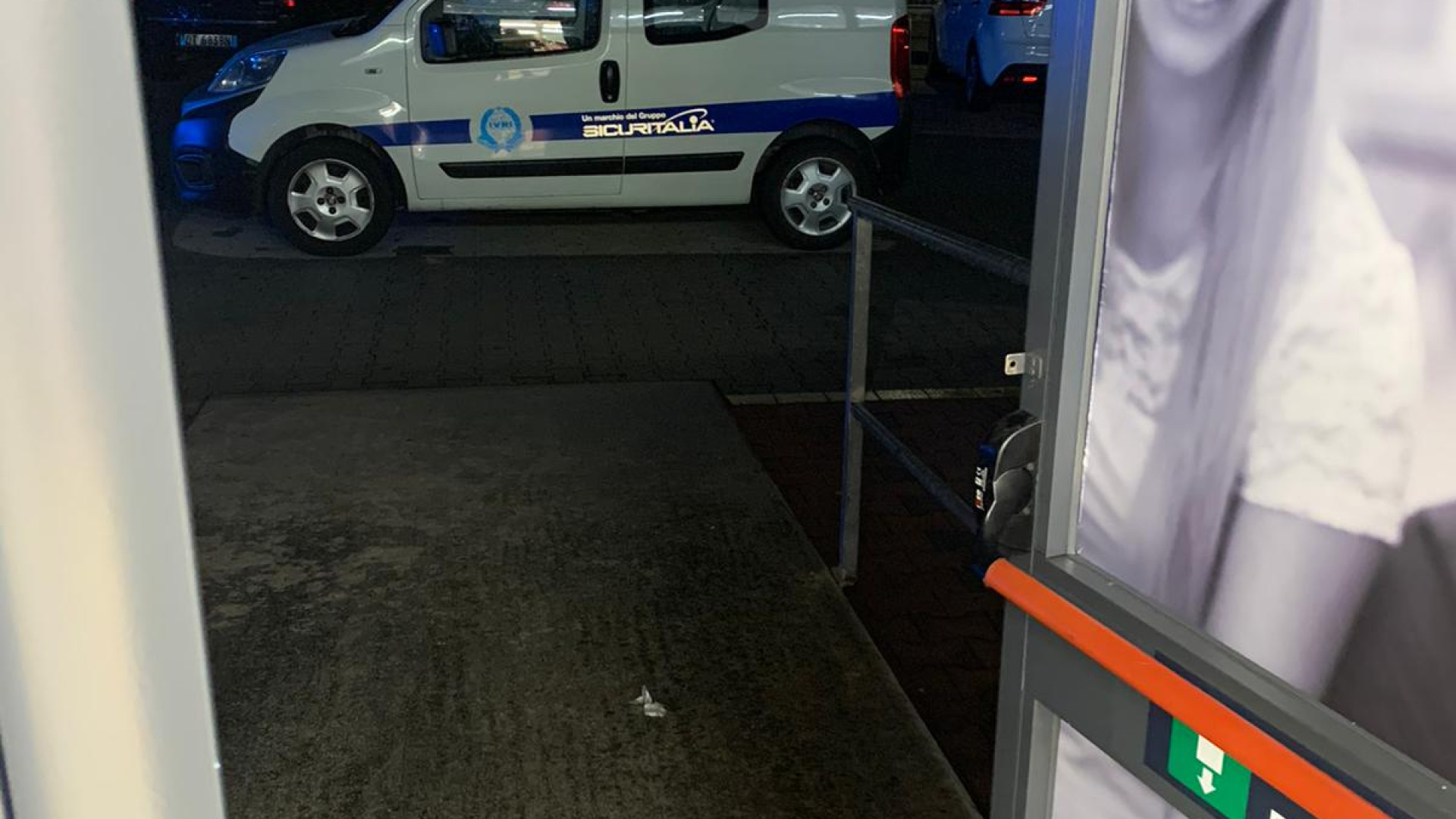 Farnesiana, nella notte furto sventato da guardie giurate e carabinieri. Ladri in fuga