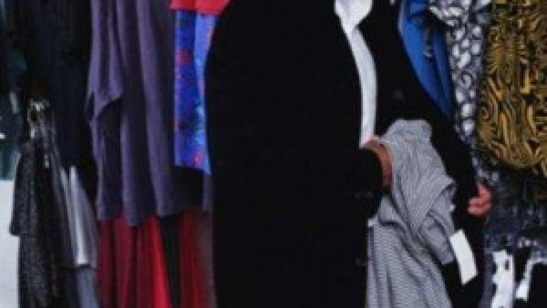 Due nomadi con tre bambini fanno razzia nei negozi di abbigliamento