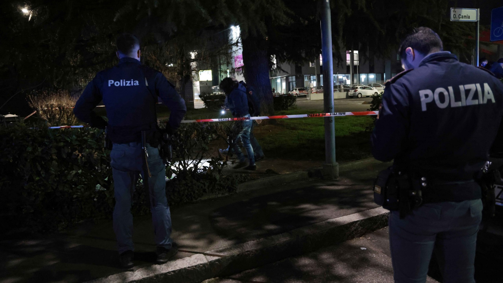 Il degrado si sconfigge con la luce. Oltre 22mila euro per illuminare Largo Erfurt