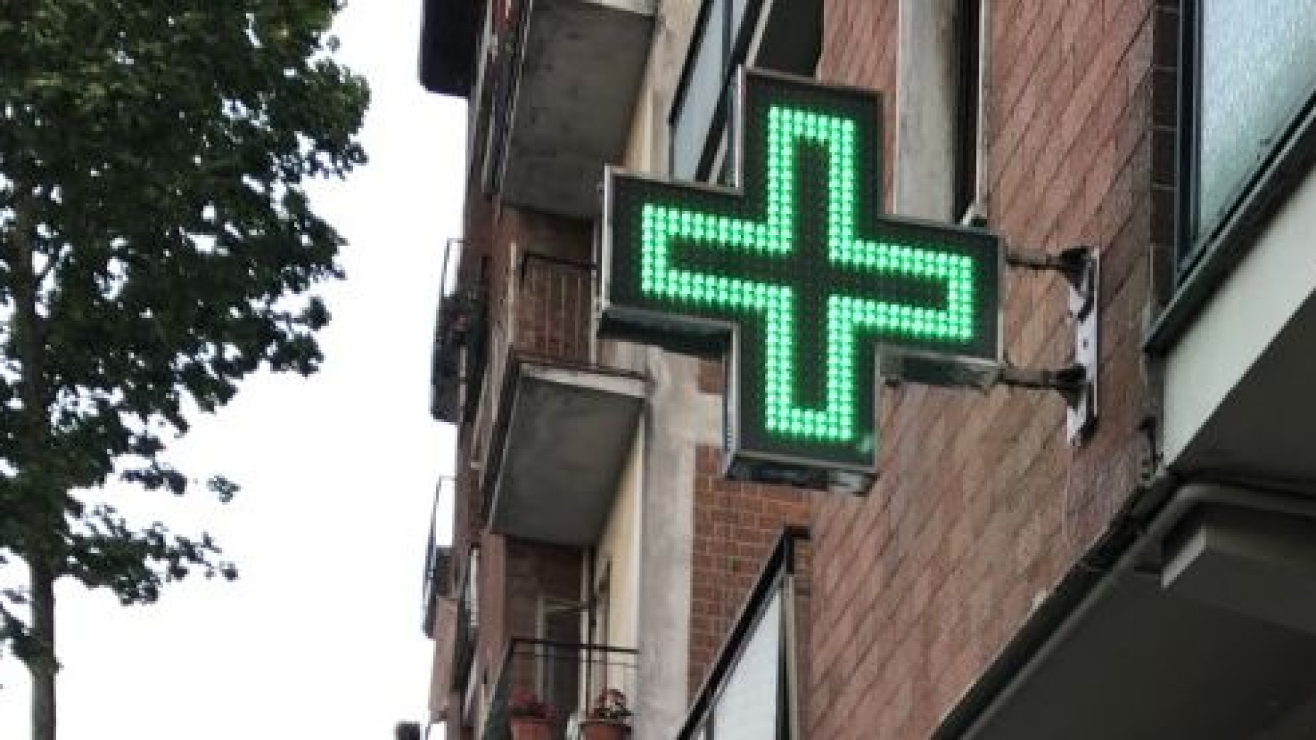 Farmacie nel mirino, sette furti in 45 giorni. Federfarma lancia un sos alla prefettura