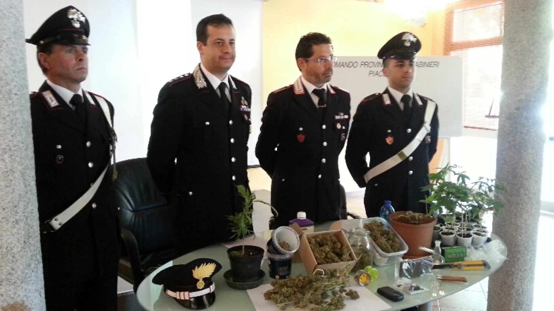 Podenzano, arrestato 31enne. In casa hashish e marijuana