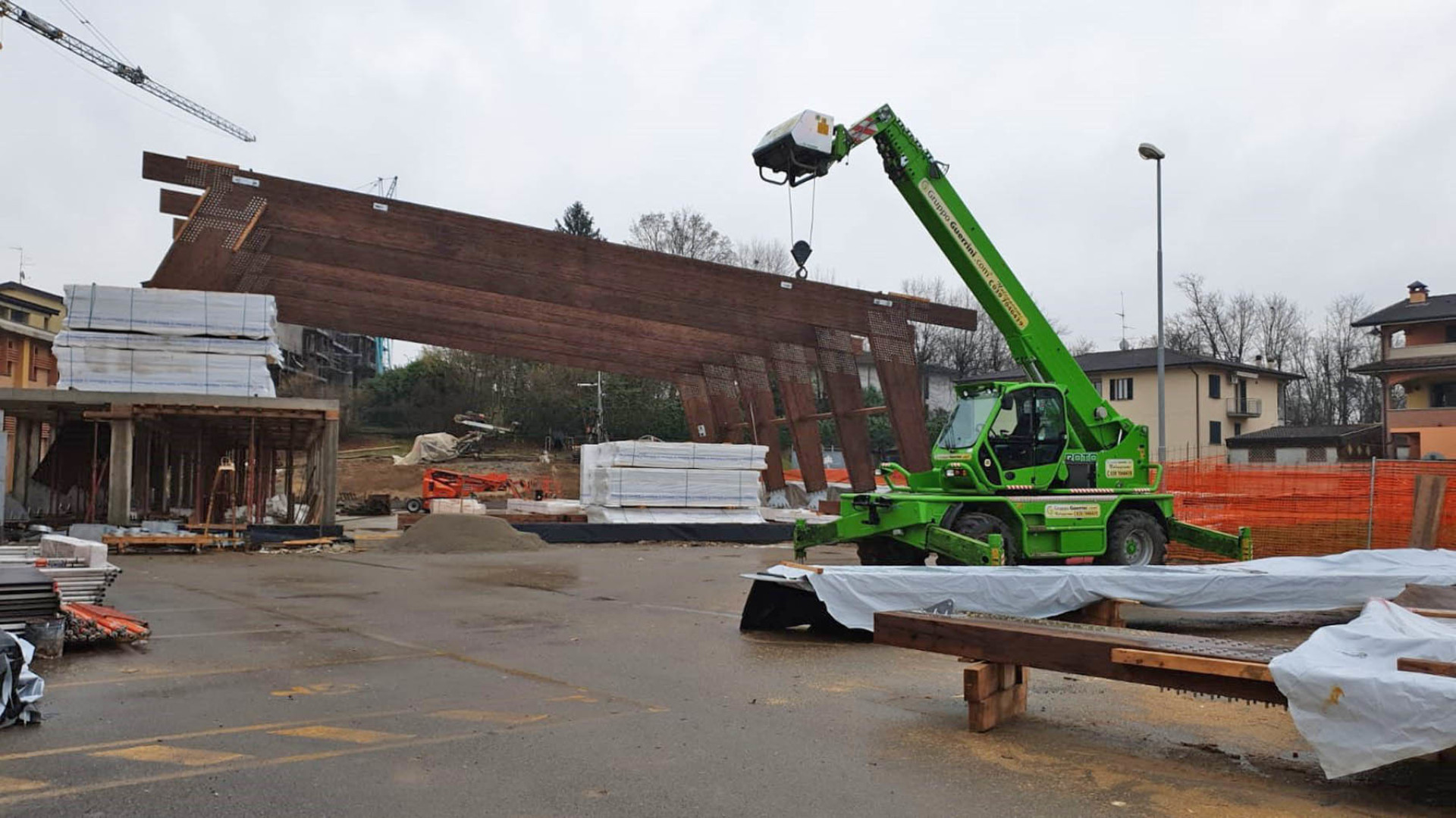 Ripartono i lavori per la nuova palestra, ritardo di due mesi sulla consegna