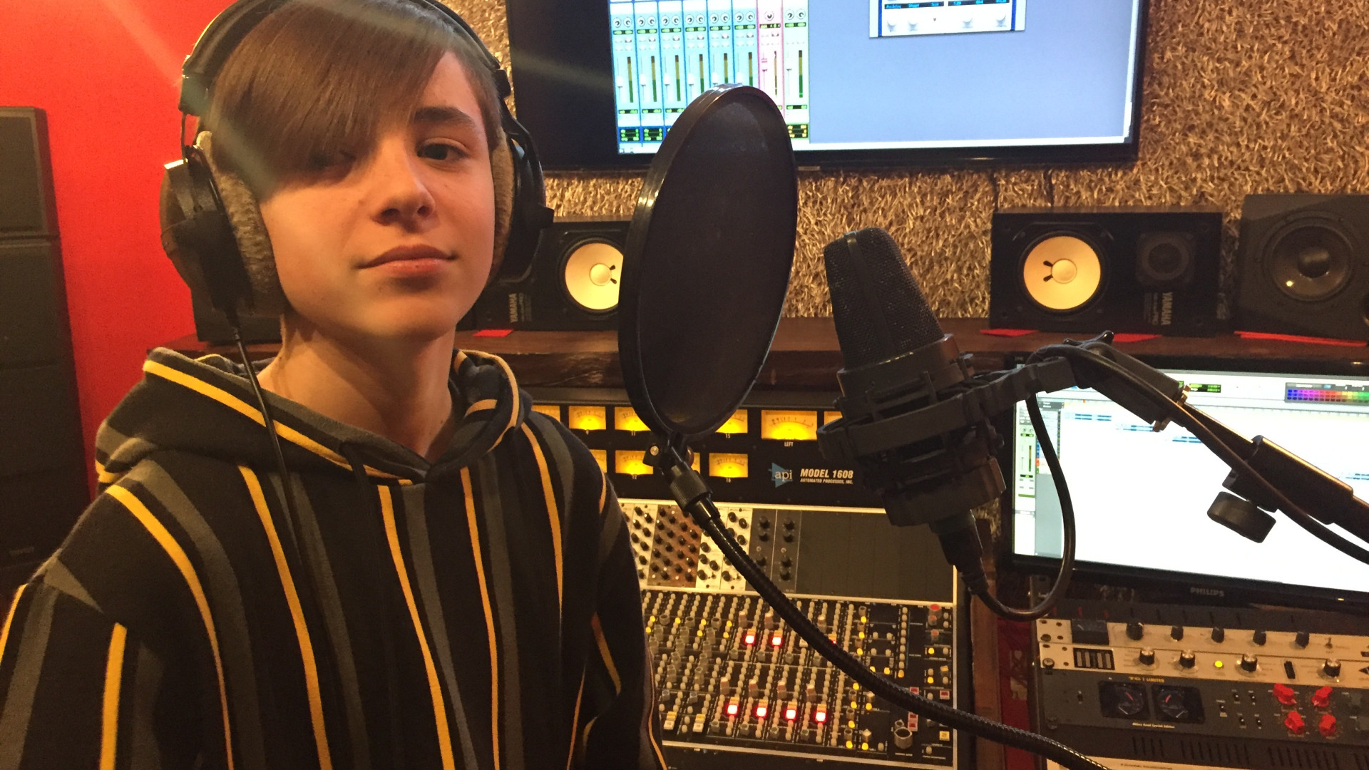 Gixy Boy, la disumanizzazione da isolamento nel nuovo videoclip