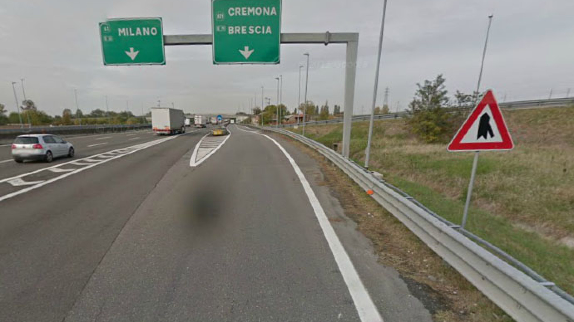 Rubato camion carico di vestiti, autista sequestrato e abbandonato a Castelvetro