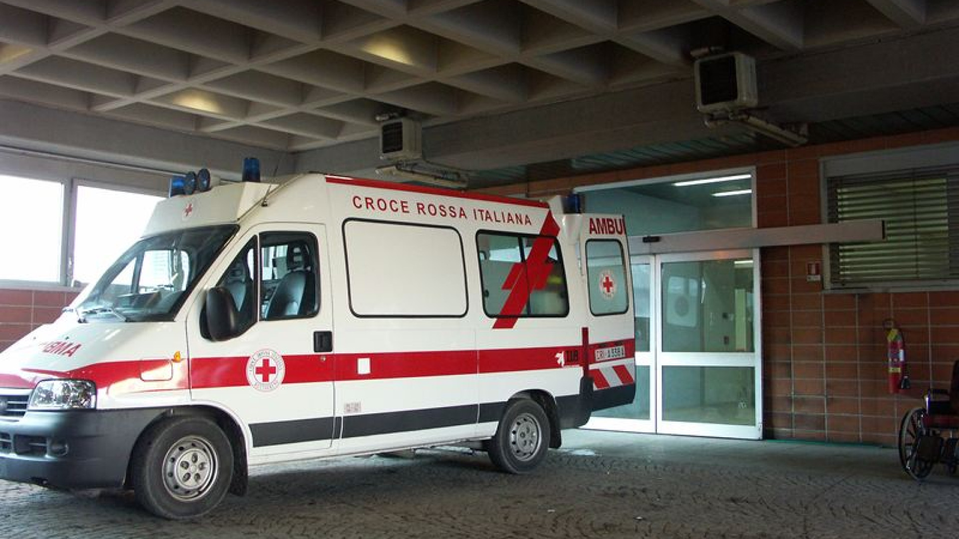 Operatrice sanitaria colpita da meningite, 158 persone sottoposte a profilassi. Ausl: "Nessun allarme"
