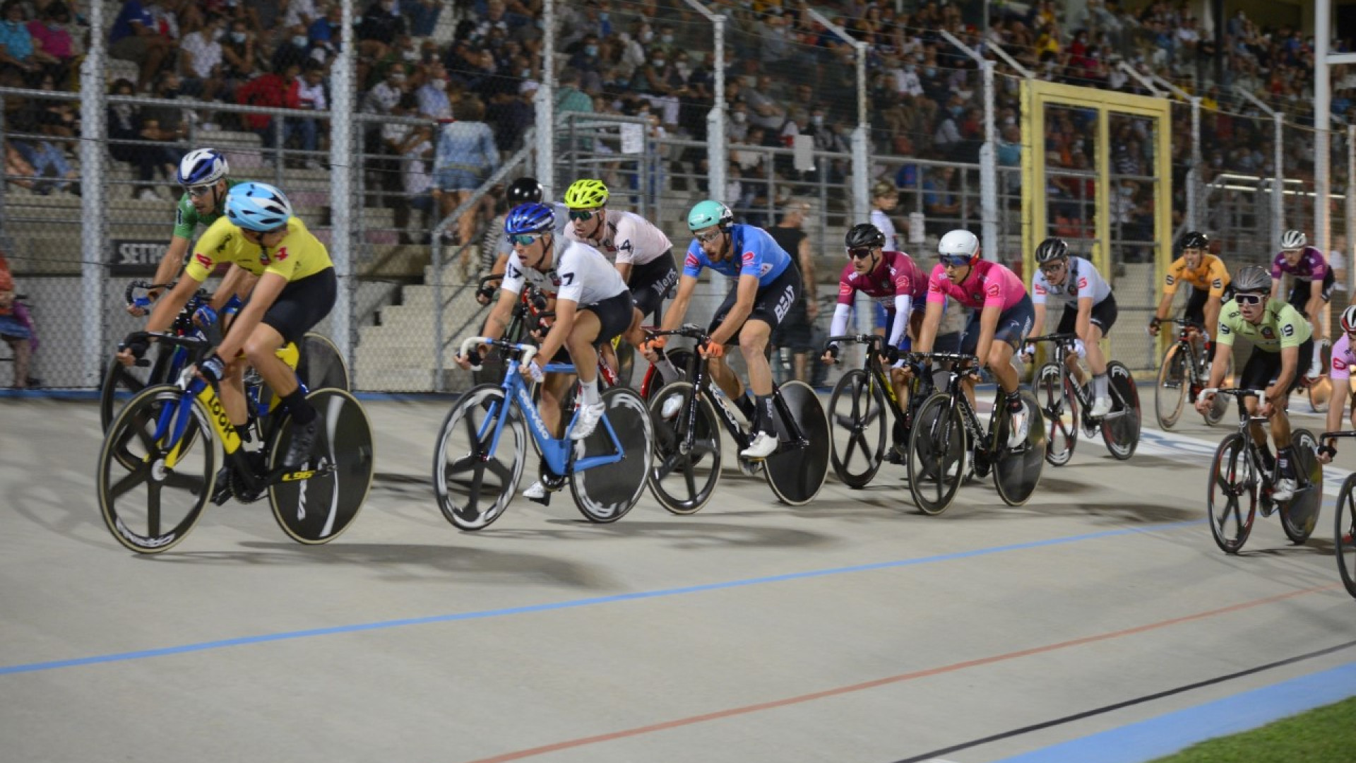 Ciclismo, al Pavesi tutto pronto per la Sei giorni delle rose. Domani prime gare