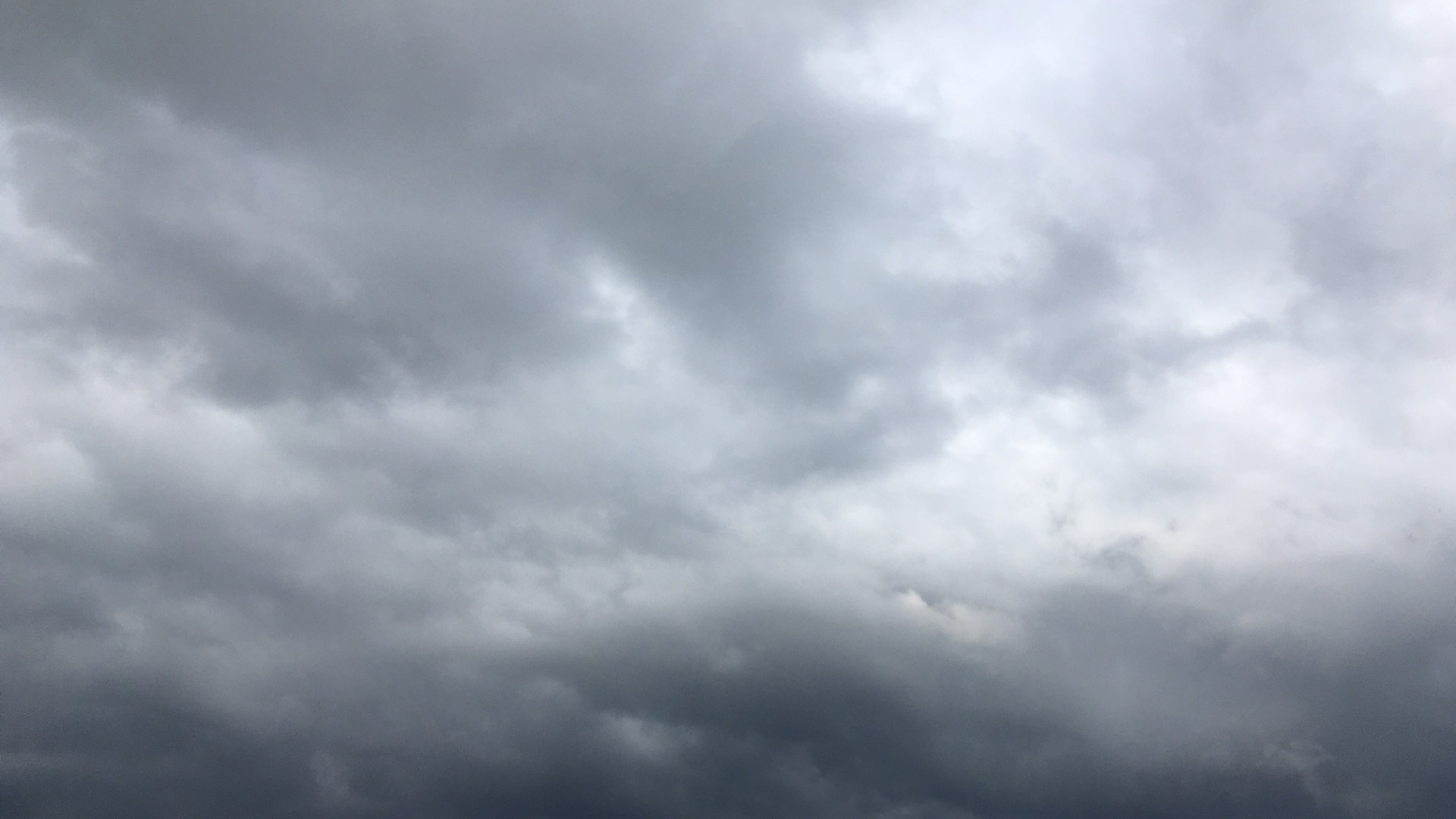 Scatta l'allerta maltempo per domani: temporali e raffiche di vento nel pomeriggio