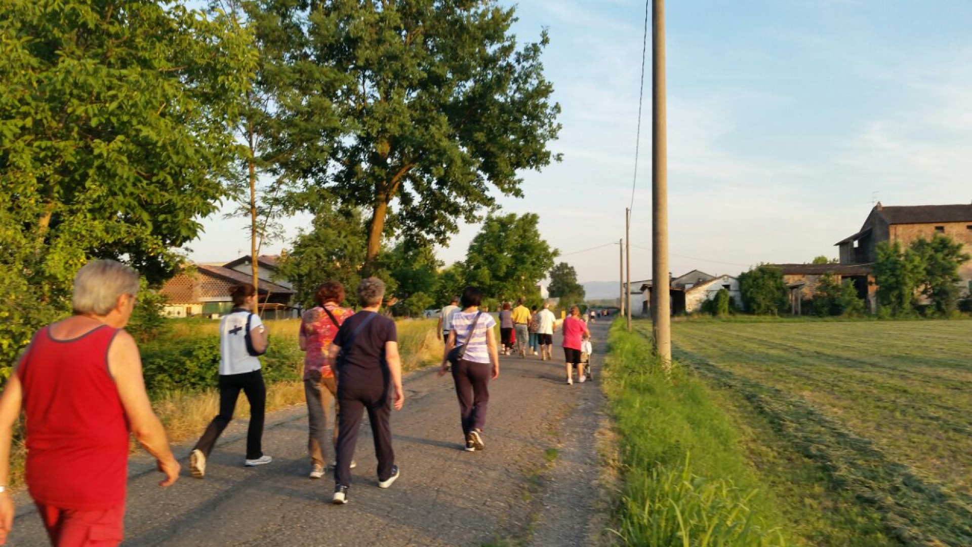 Whatsapp e Twitter per le marce. Nasce il gruppo "Gragnano Cammina"