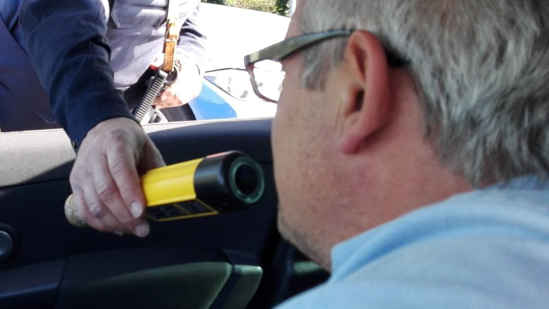 Infrazioni alla guida: sequestrate 45 patenti, decurtati 326 punti