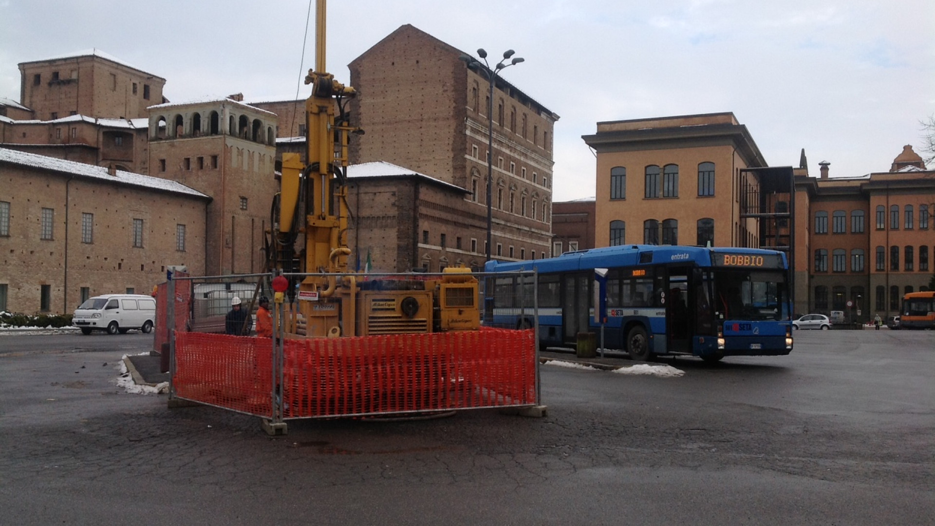Piazza Cittadella, partiti i carotaggi per sondare il terreno in vista dei lavori