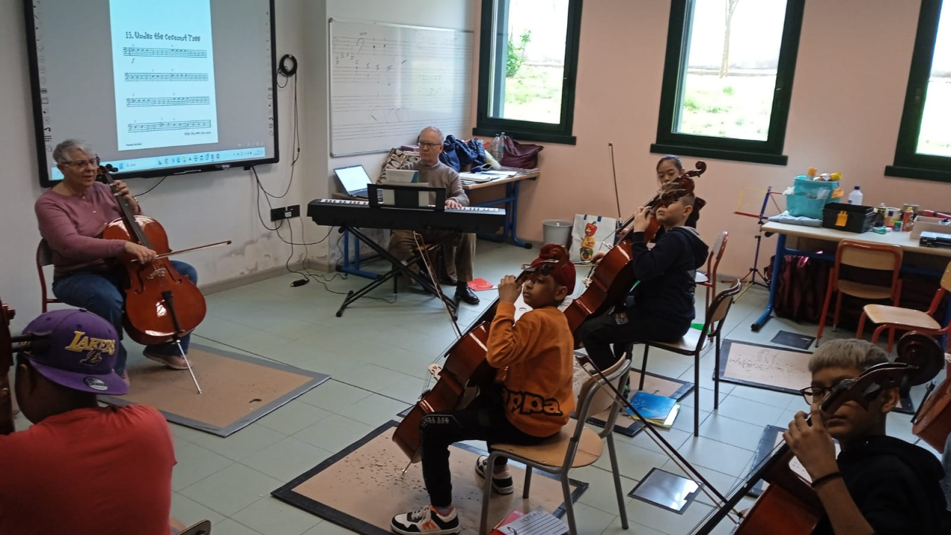 Piccoli musicisti a Castel San Giovanni: così gli alunni studiano violino e violoncello